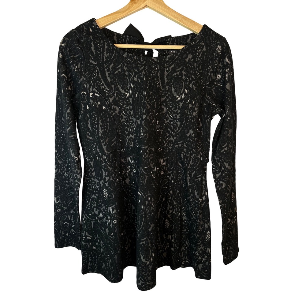 A Pea in the Pod Maternity Tunic Blouse Sz M Black Paisley Bow Back Long Sleeve